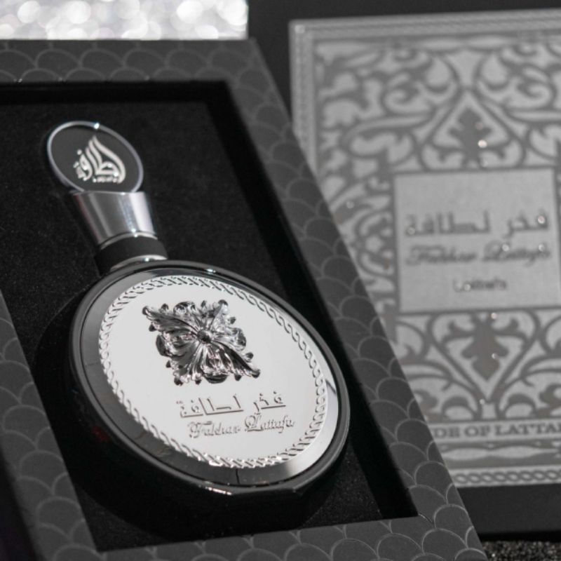 Lattafa Fakhar Silver Black 
